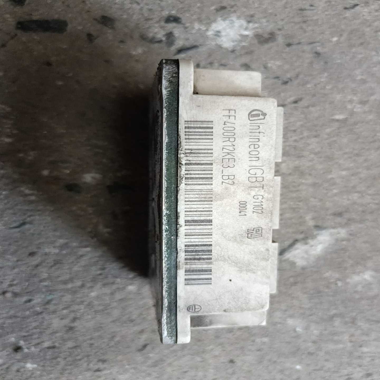 英飞凌模块FF400R12KE3-B2询价