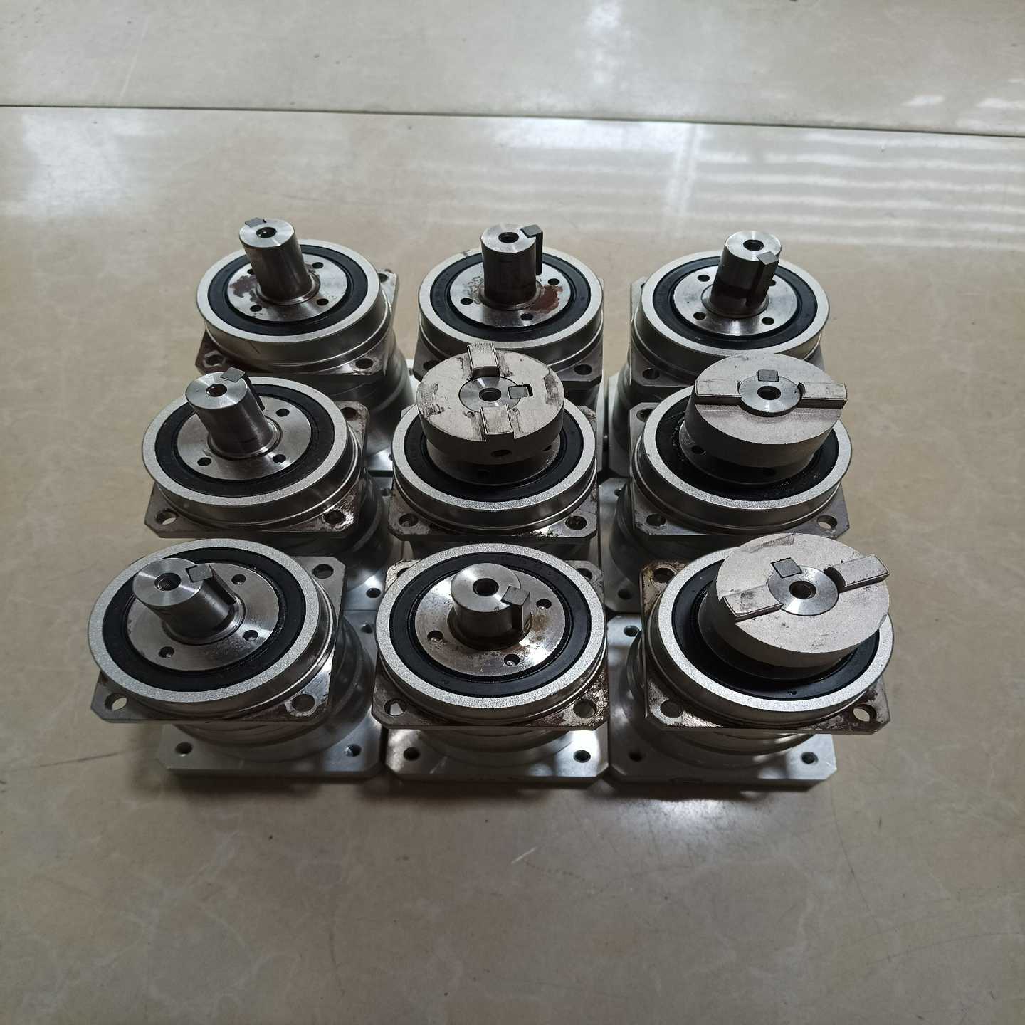 拆机新宝减速机型号VRS-060B-3-K3-14CA11--议价商品