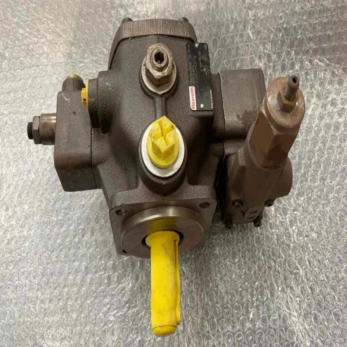 【请询价】PV7-1A10-14RE01MC0-16德国力士乐叶片泵