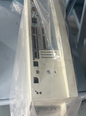 询价*伦茨变频器EVF9321EVV100三相输入