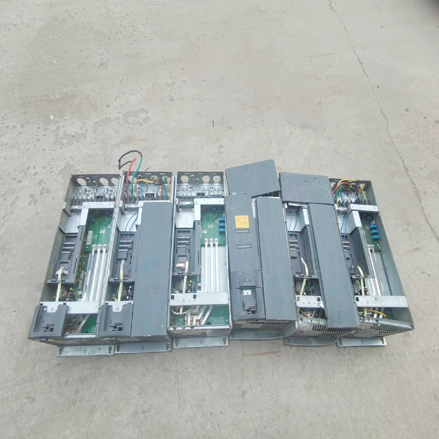 西门子变频器6SE6430-2UD33-7EB0，物品实景实--议价商品