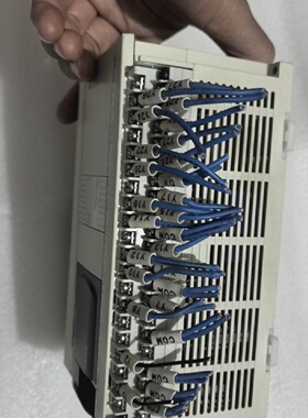 三菱PLCFX3GA60MTCM成色如图