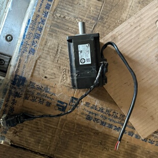 安川伺服电机SGMJV04ADD6S一个拆机要 议价商品 聊