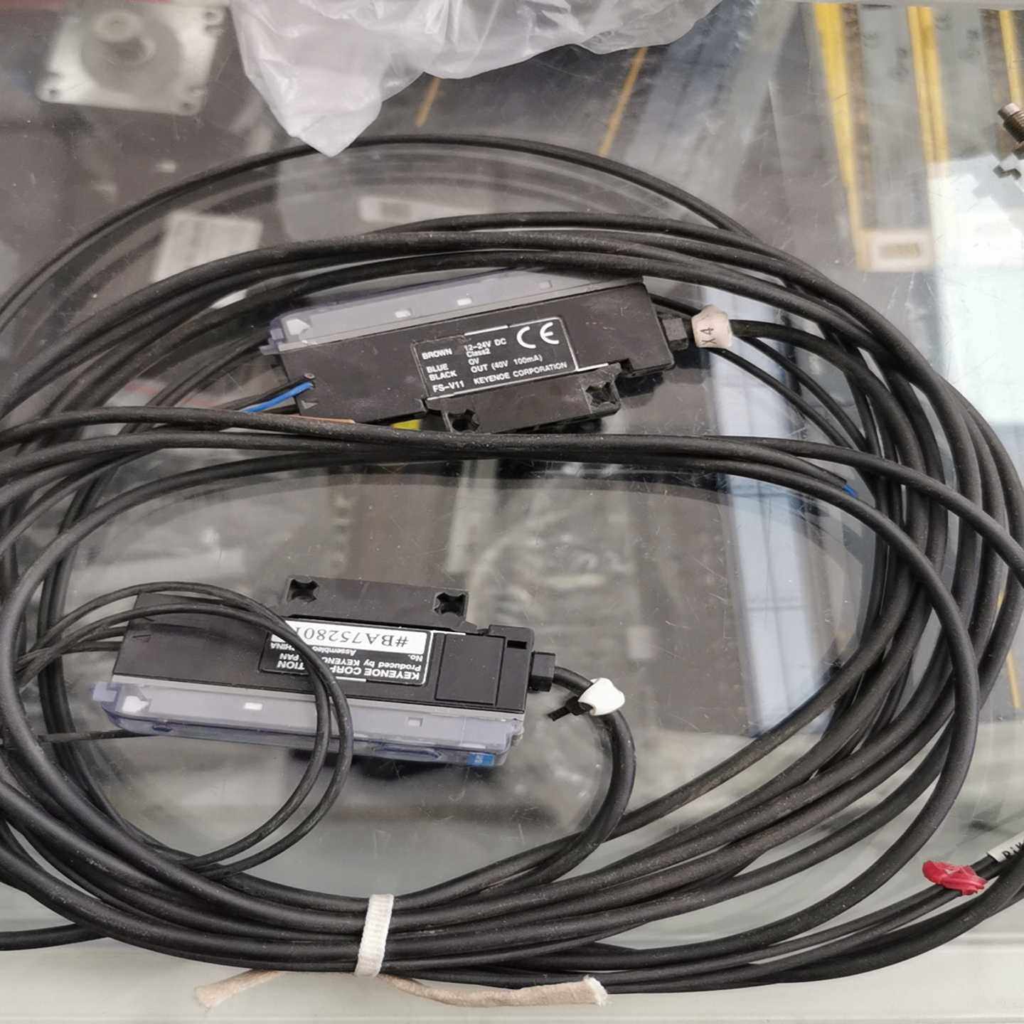 基恩士光纤放大器FS-V11两套询价