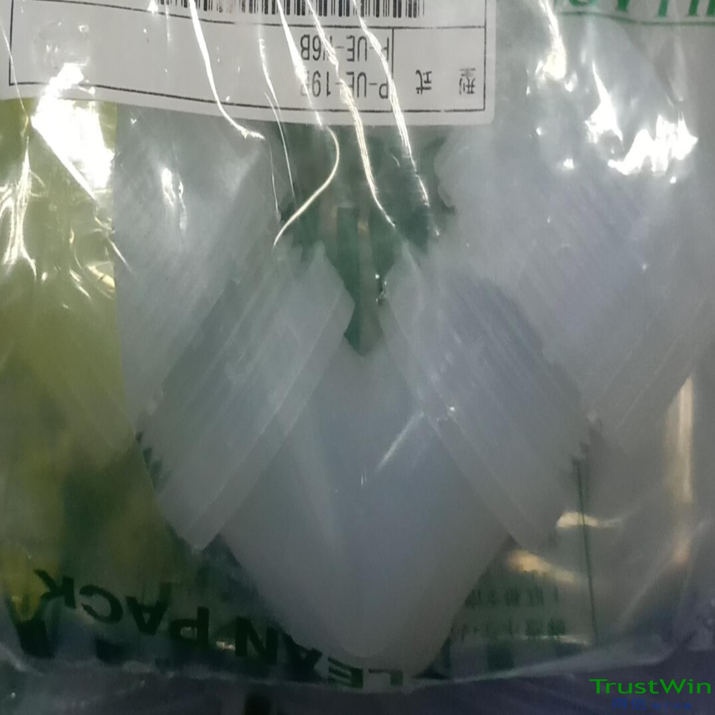 PILLAR皮拉入珠接头 P-UE-19B；议价