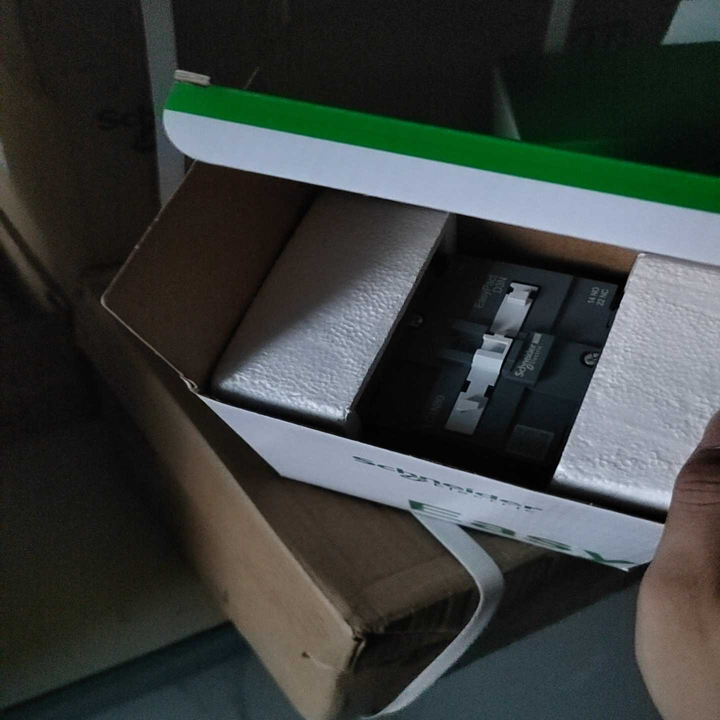 议价产品施耐德LC1N80M5N