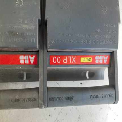咨询-ABB熔断式隔离开关XLP00-EFM-6BC，件
