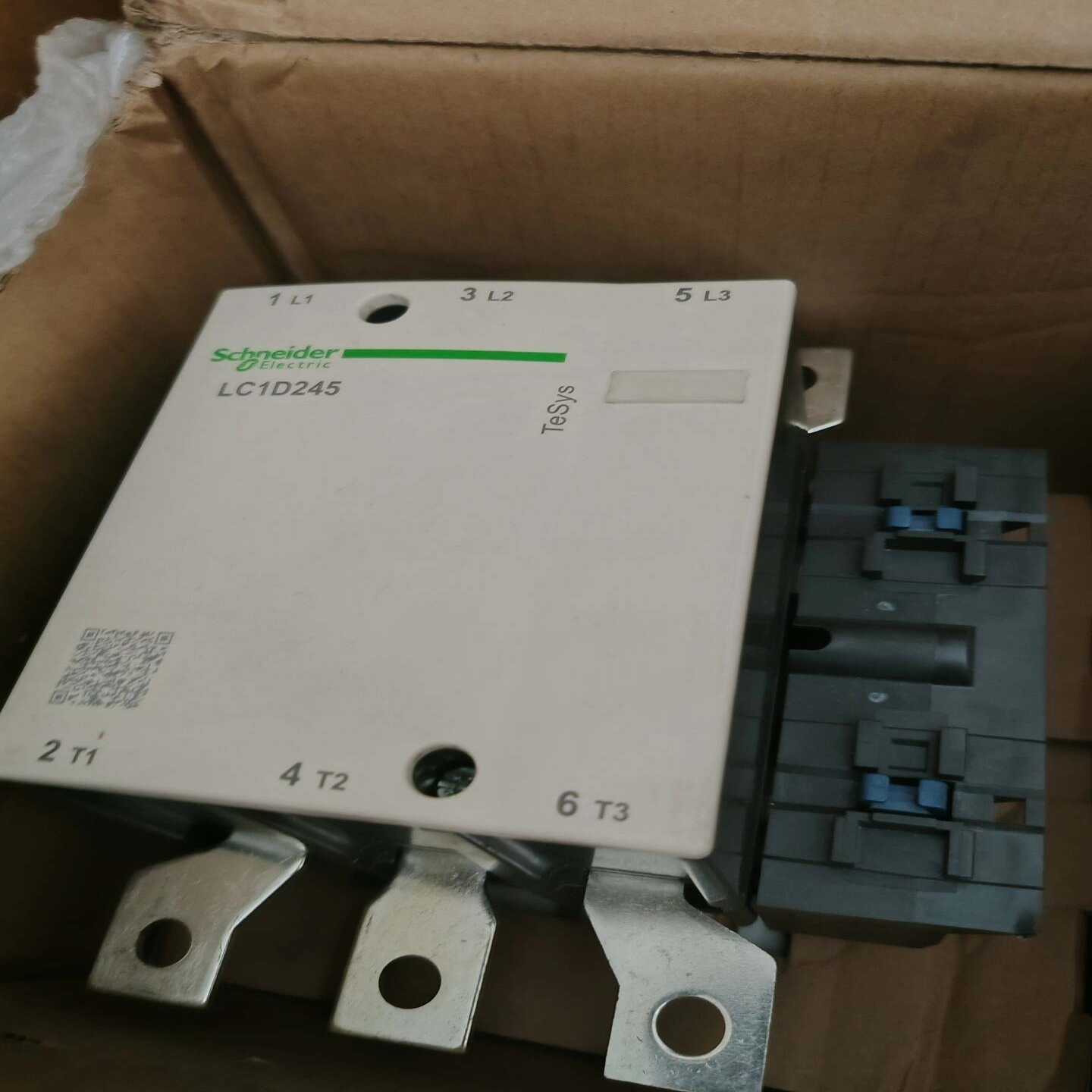 询价施耐德LC1D245M5C交流接触器一台