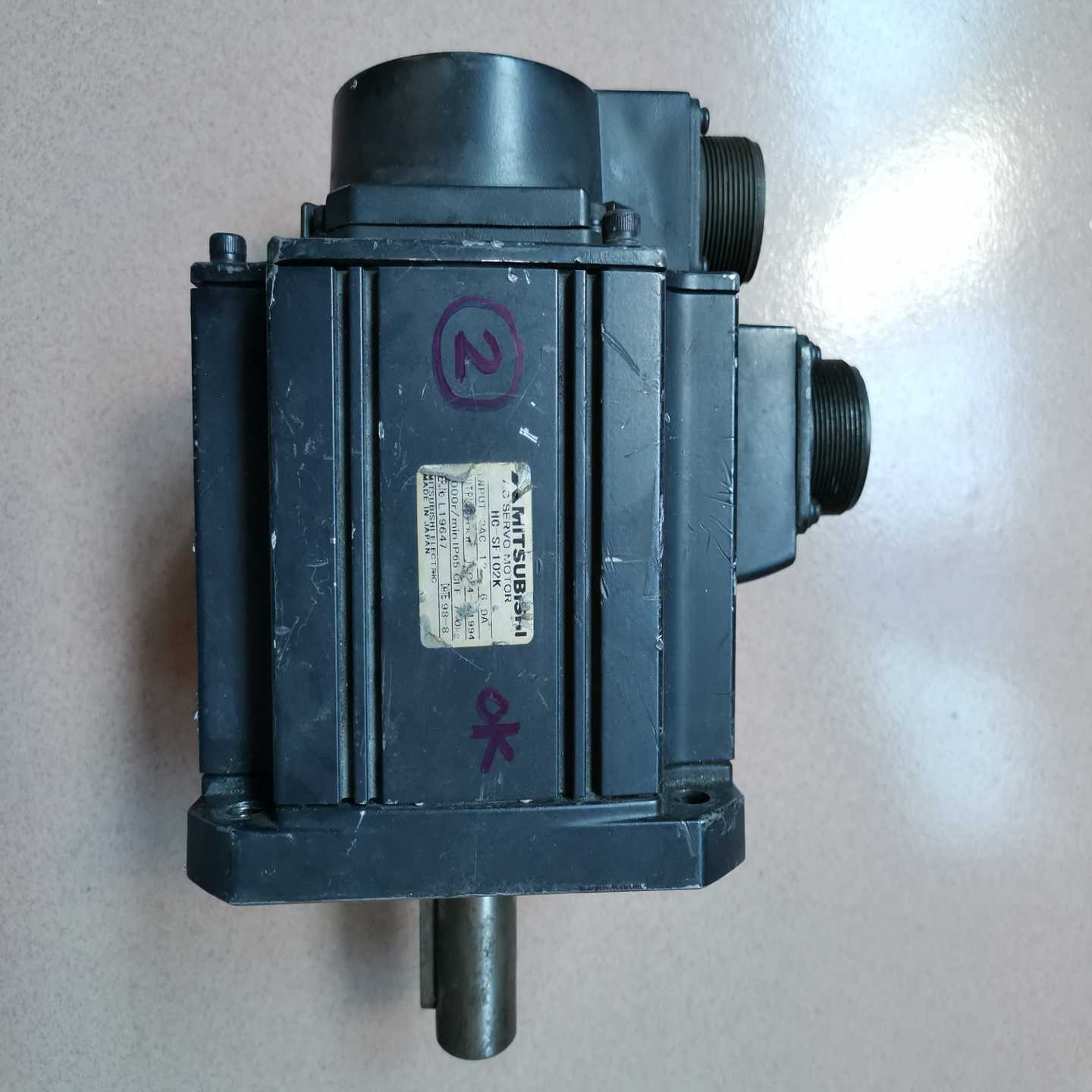 【议价】电机MR-J2S-100A(1KW)HC-SF102K功能正适用