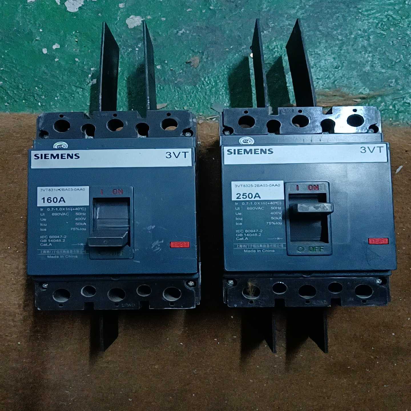 正品西门子塑壳断路器空气开关3VT8320-1AA03-0