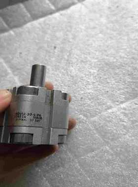 asys轨道马达24v403281-3，如图所示，拆机--议价商品