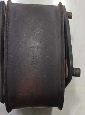 议价老款催化器28141，成色如图，需要的入手，到