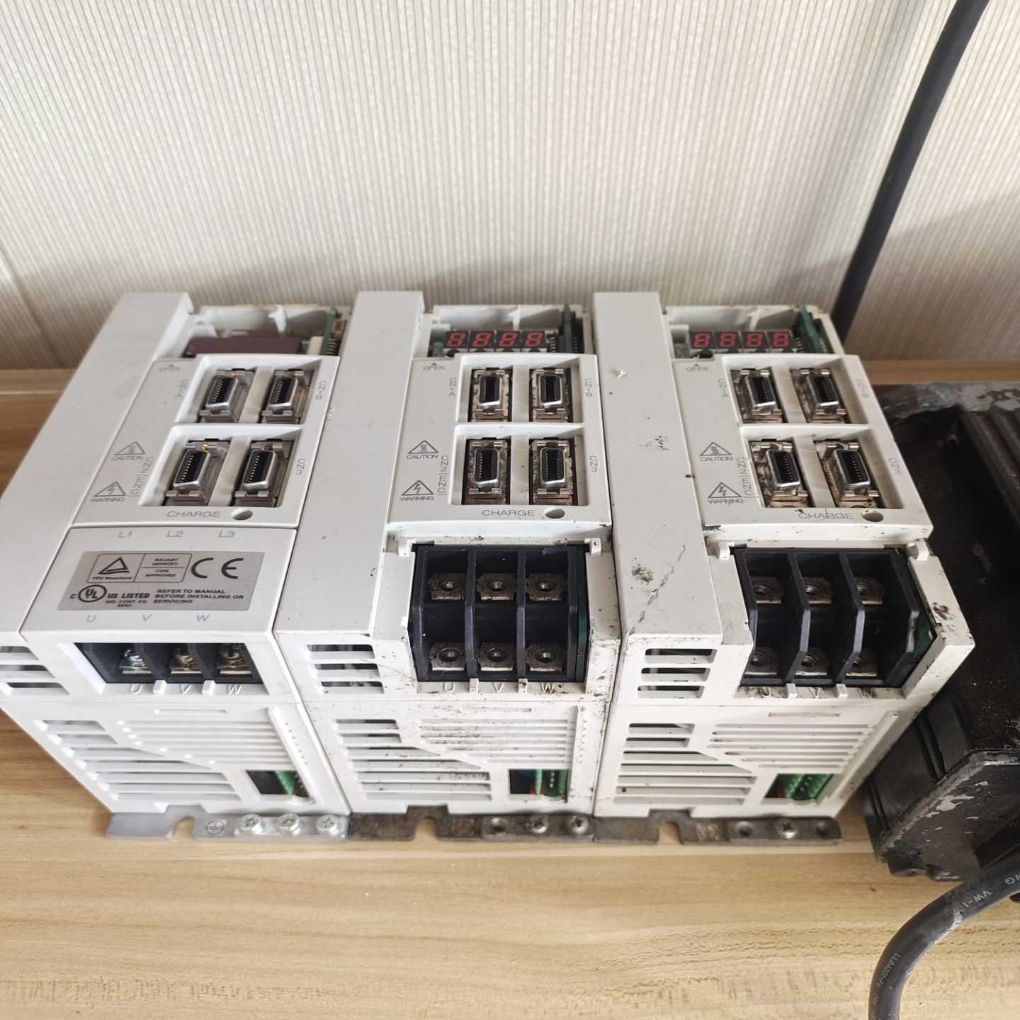 mr-j2-40d-s24三菱刀塔驱动器；议价
