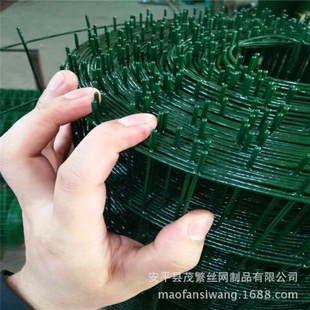 厂家批发圈地养殖围网铁丝养殖围栏网绿色浸塑铁丝荷兰网护栏