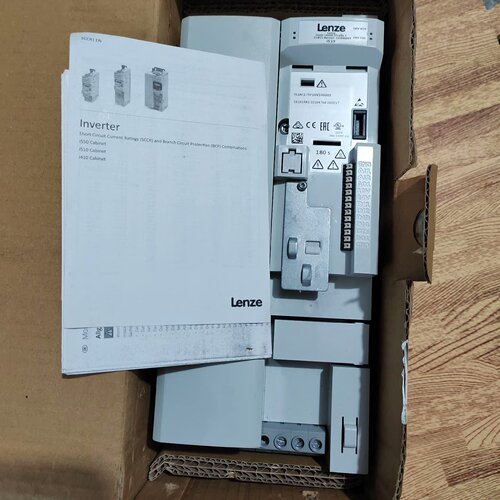 询-伦茨变频器I51AE275F10V10000S实物图
