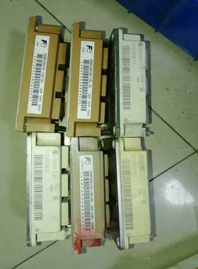 模块，外观瑕疵，测量正常，3个富士300A的，白色的200A询价