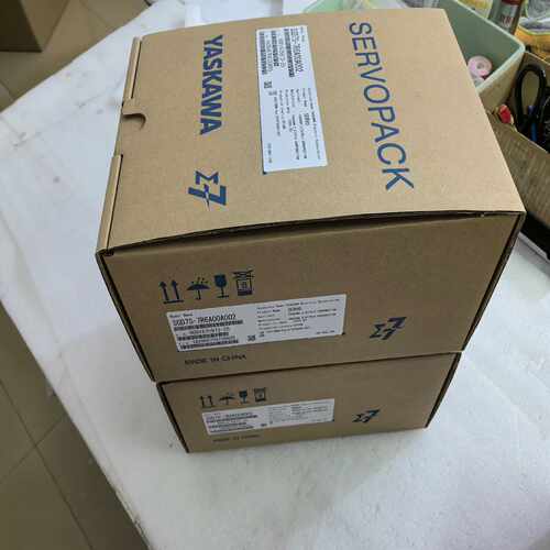 安川服驱动器-280002，新的质保一年-议价