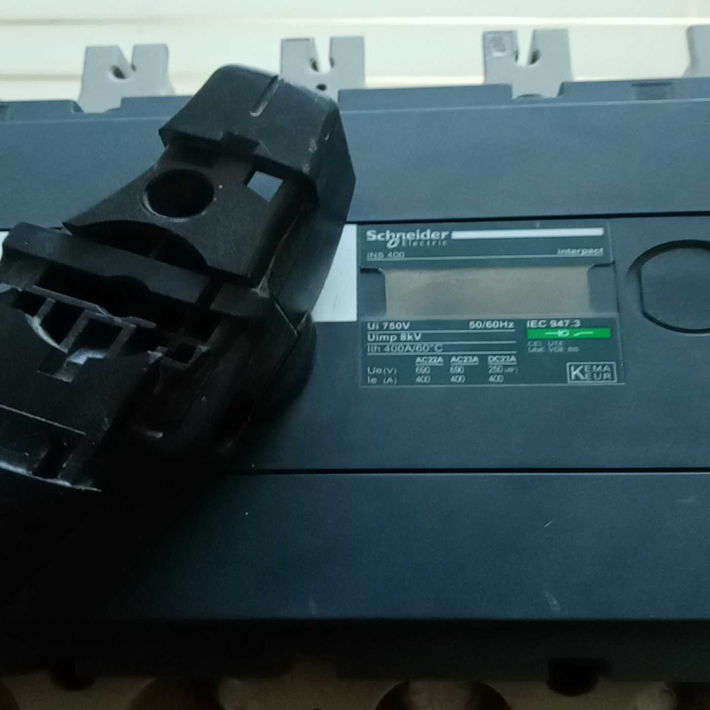 施耐德INS4003P400A隔离空开一只,--议价商品