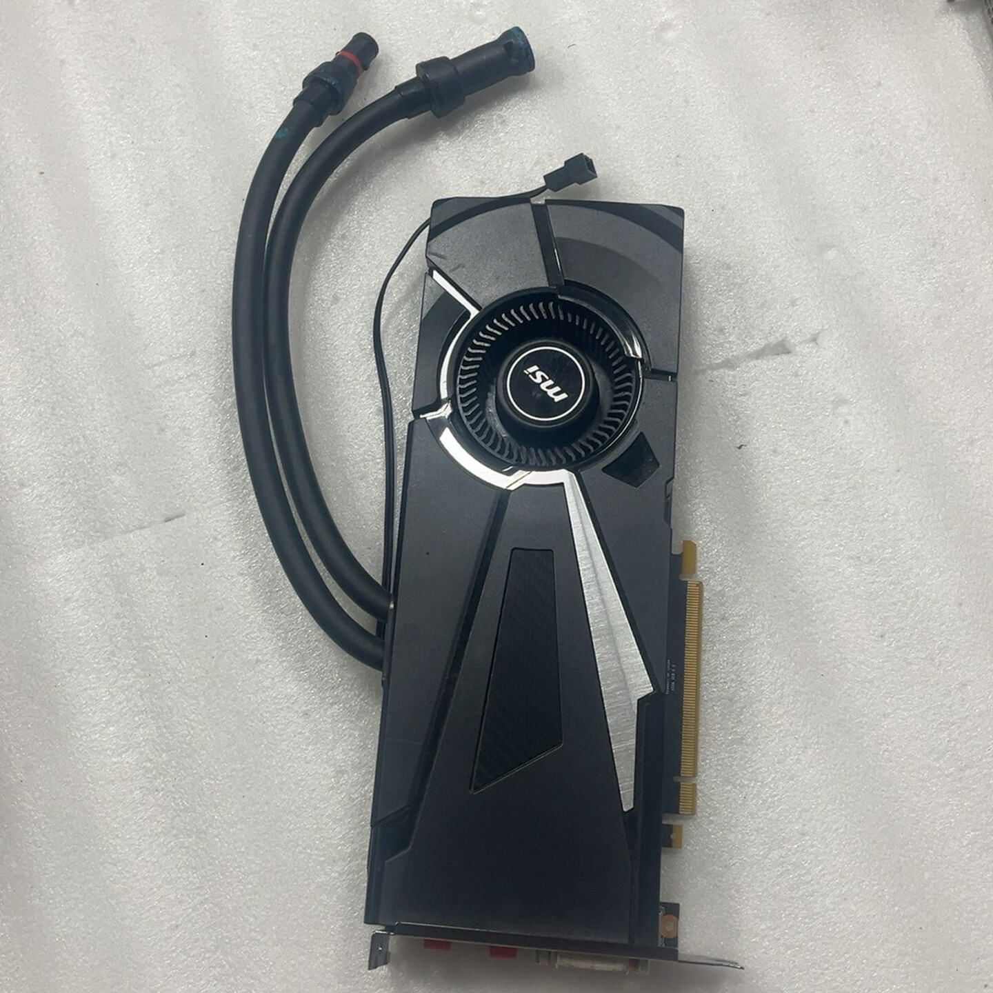 询价~微星1080显卡8G,水冷跟风冷同时可以使用 因升级