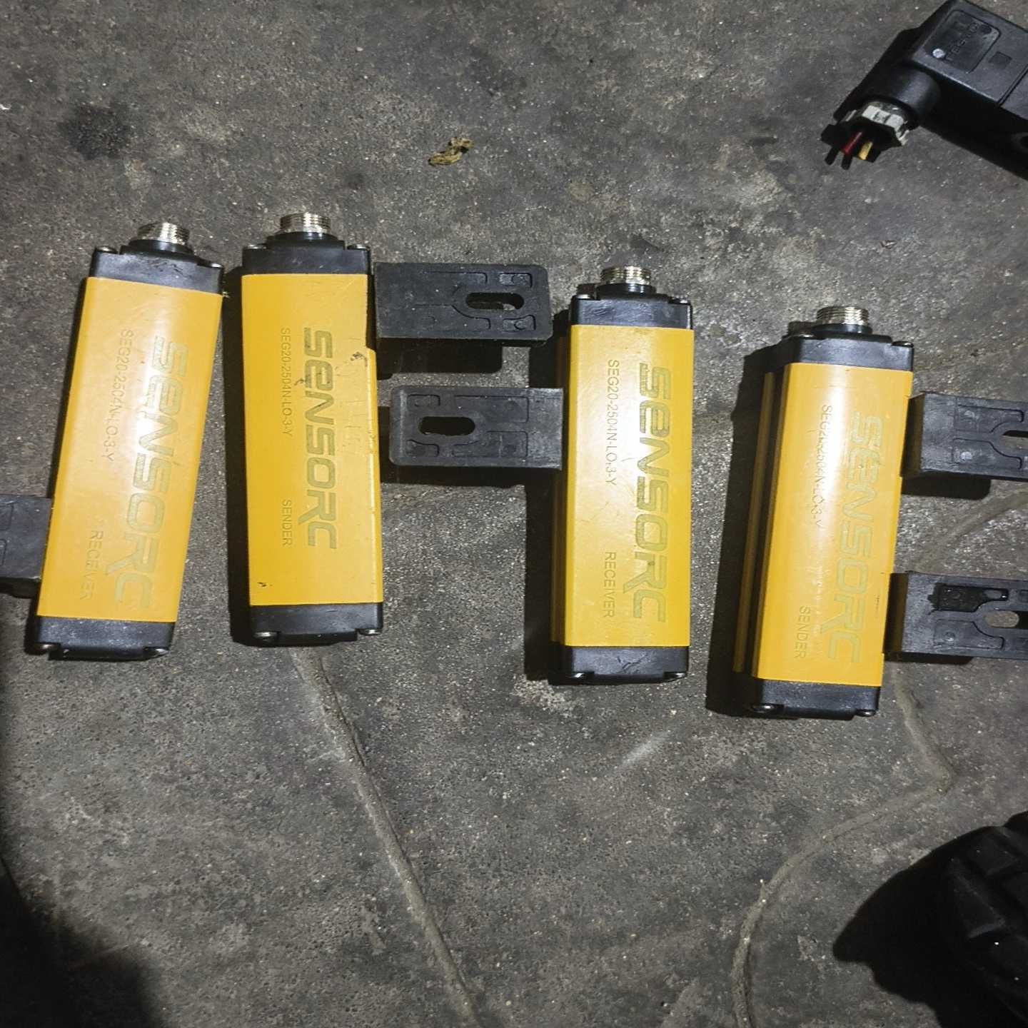 售前询价上海信索SENSORC区域光幕SEG20-2504P-LO-