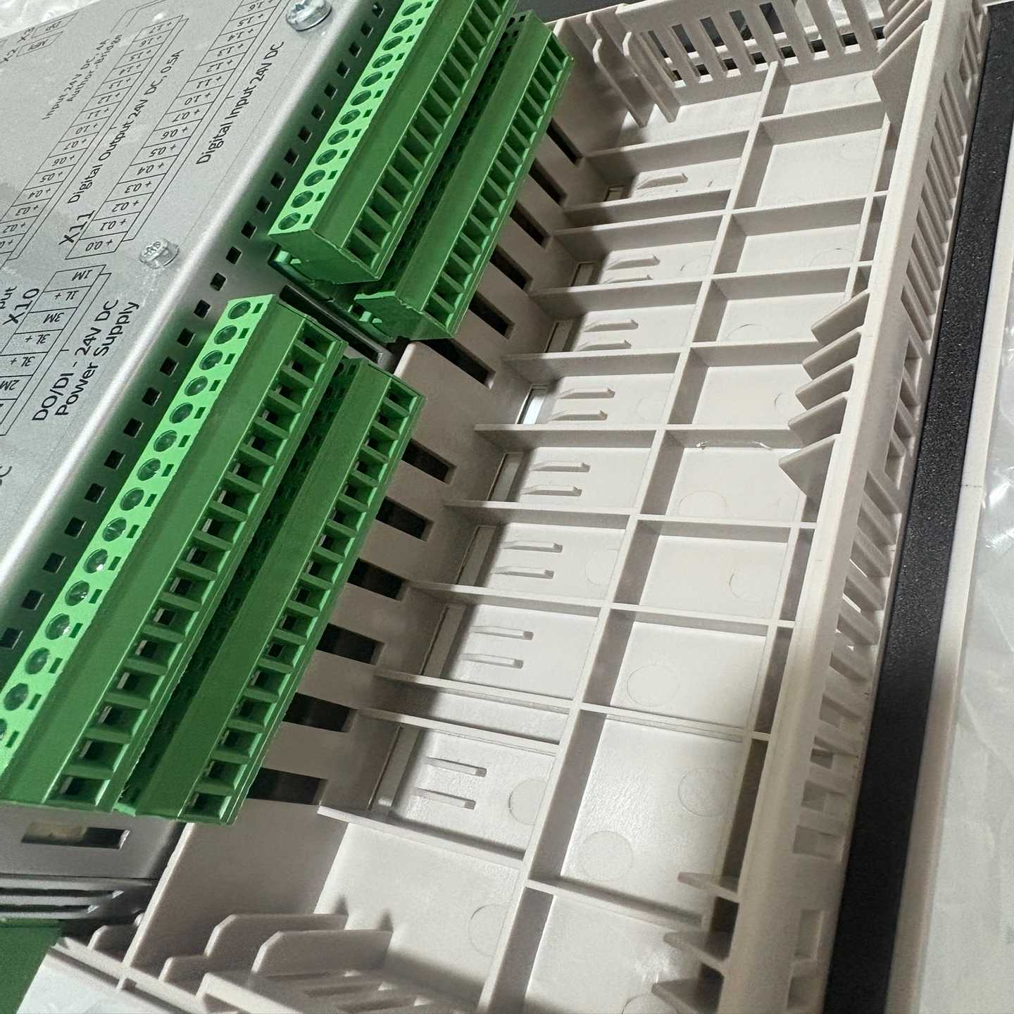 6ES7635-2EC02-0AE3出售，99充新。--议价商品