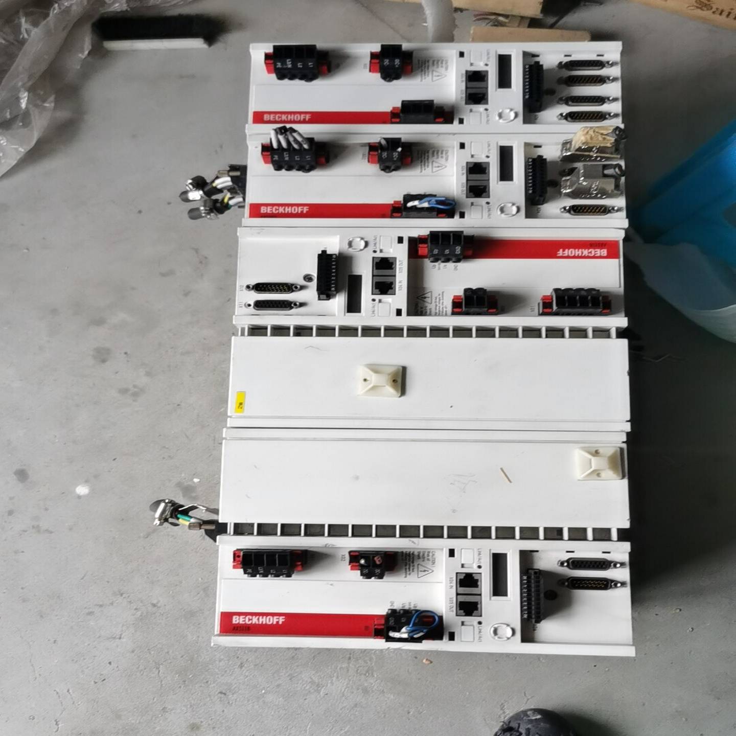BECKHOFF驱动器   AX5118-0000/AX52拍前询价