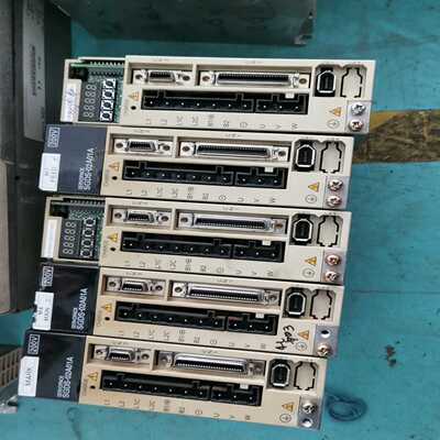 询价~SilkWorm 4900交换机64端口的4 Gbit/se