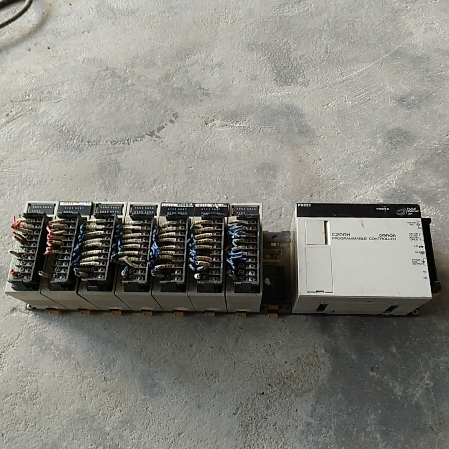 C200H-PS221电源模块，，一组感兴~询价