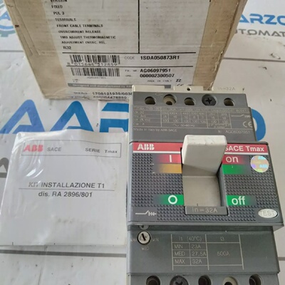 Nouveau ABB TMAX T1B 160 Disjoncteur 32A 690V 3P