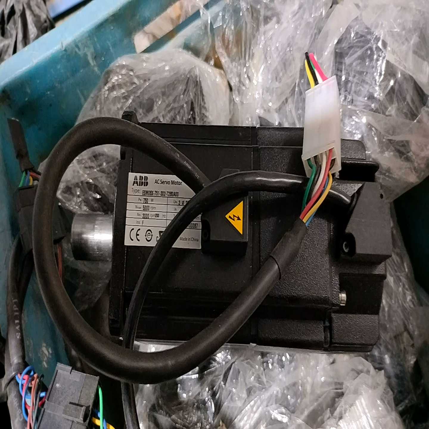 ABB伺服电机ESM08X-751-302-T2BDA00拆-议价