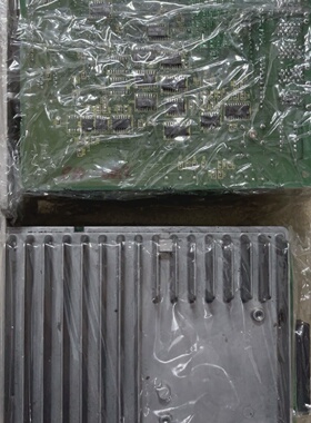 寻IFANUC驱动器A20B21000180A20B2