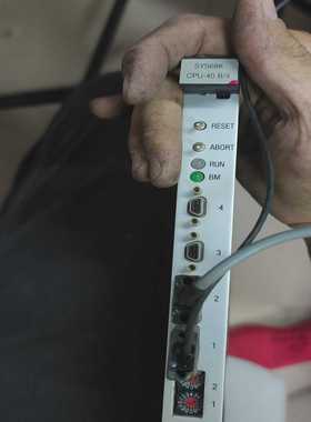 询价frce工控板卡SYS68KCPU-40B/4成色