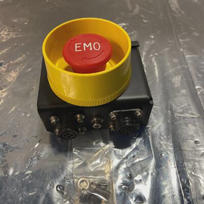 AMAT 009035760 ASSY EMO SWITCH  INTERCIRCUIT WGUARD 114117