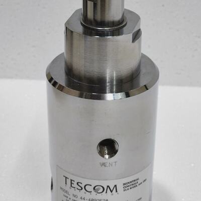 Tescom 444092E28 Rgulateur De Pression 12 Po En Npt 200 Psig