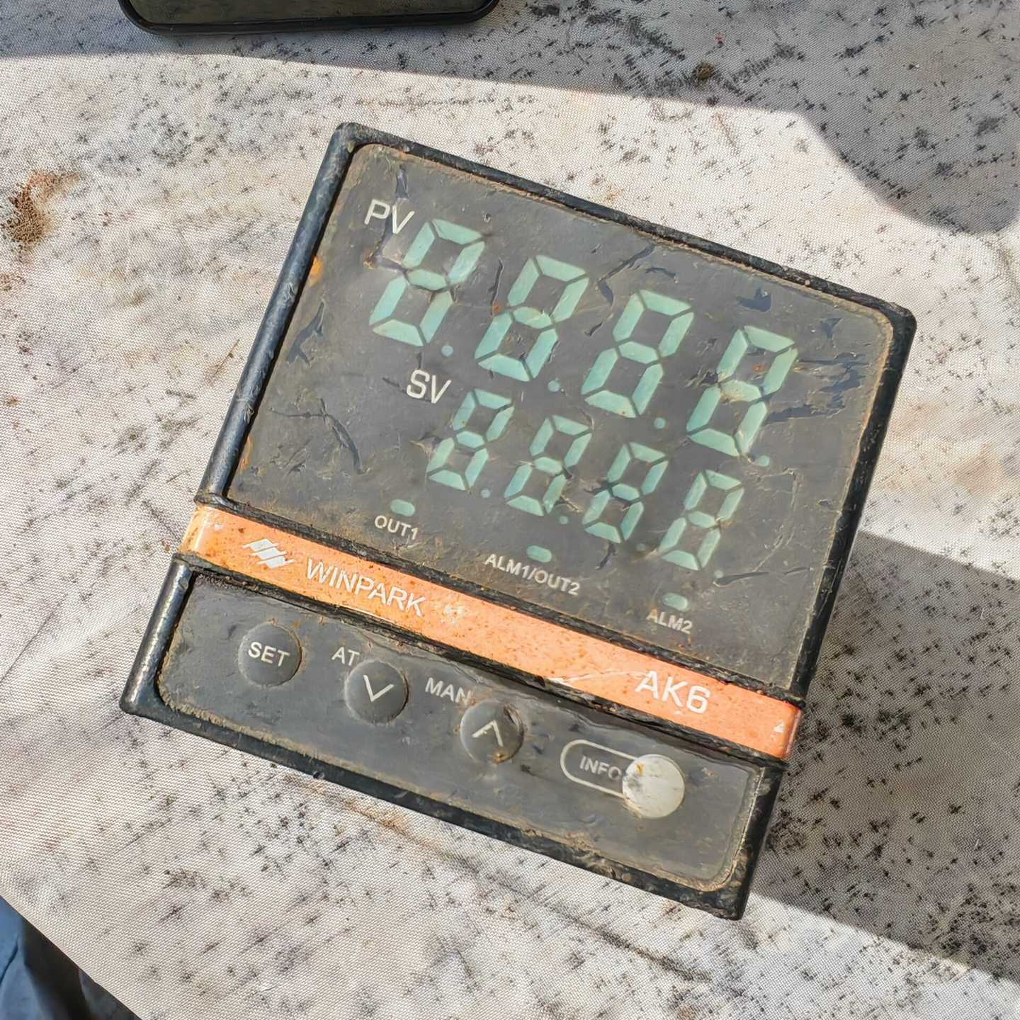 WINPARK汇邦温控器AK6-DKL110-C000R-X--议价商品