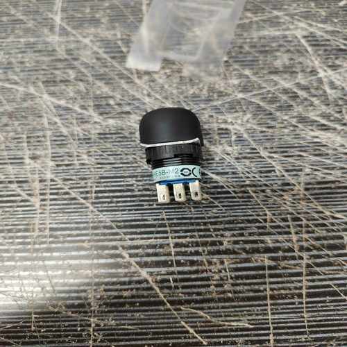 IDEC和泉使能开关HE5B-M2PBHE5B-M2PY询价