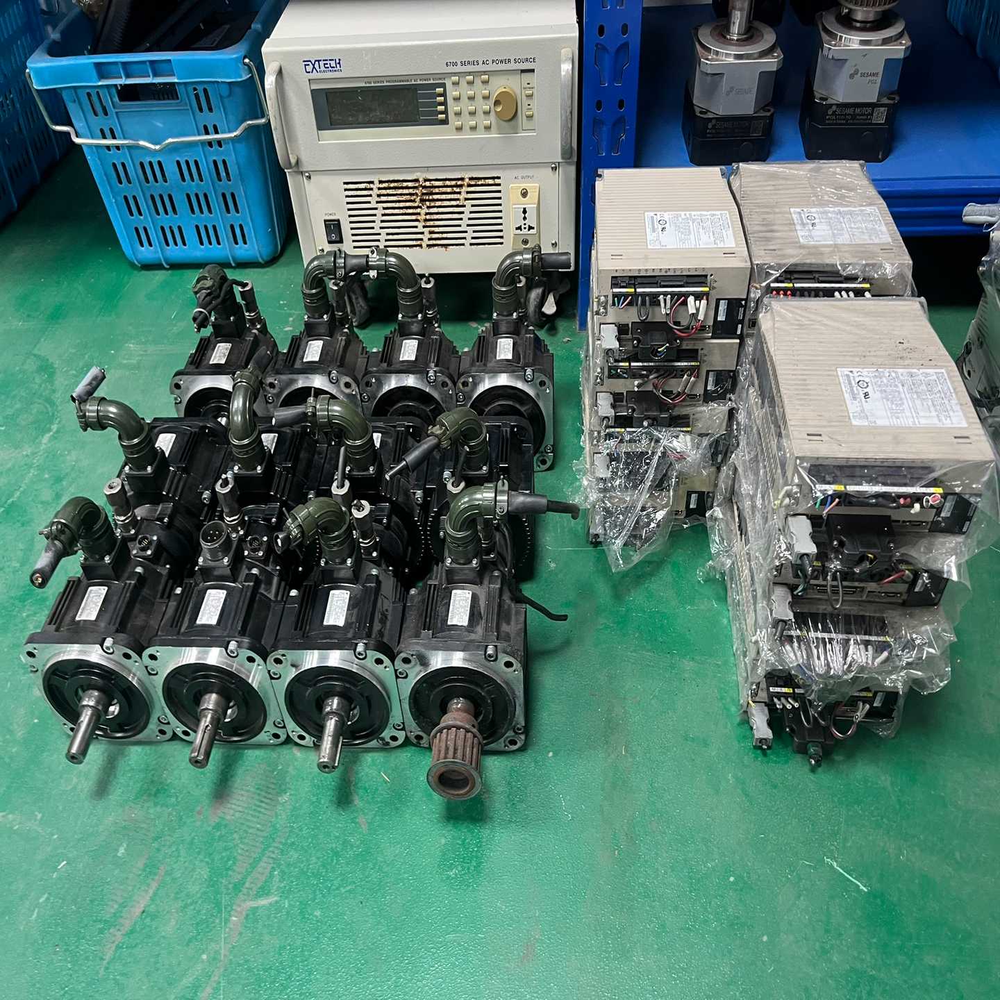 安川5代伺服，1kw套装，驱动器SGDV-7R6A01A00询价