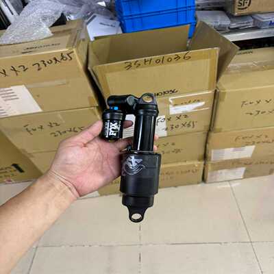 foxfloatX2黑管后胆软尾气压调节后避震230x--议价商品