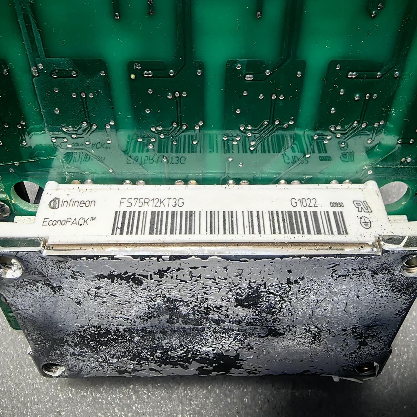 英飞凌模块。FS75R12KT3G。品相如图，功能包询价