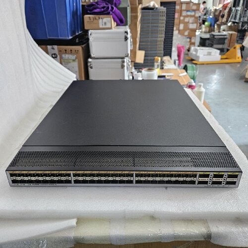 华为CE6850U48S6QHI万兆核心交换机48个万