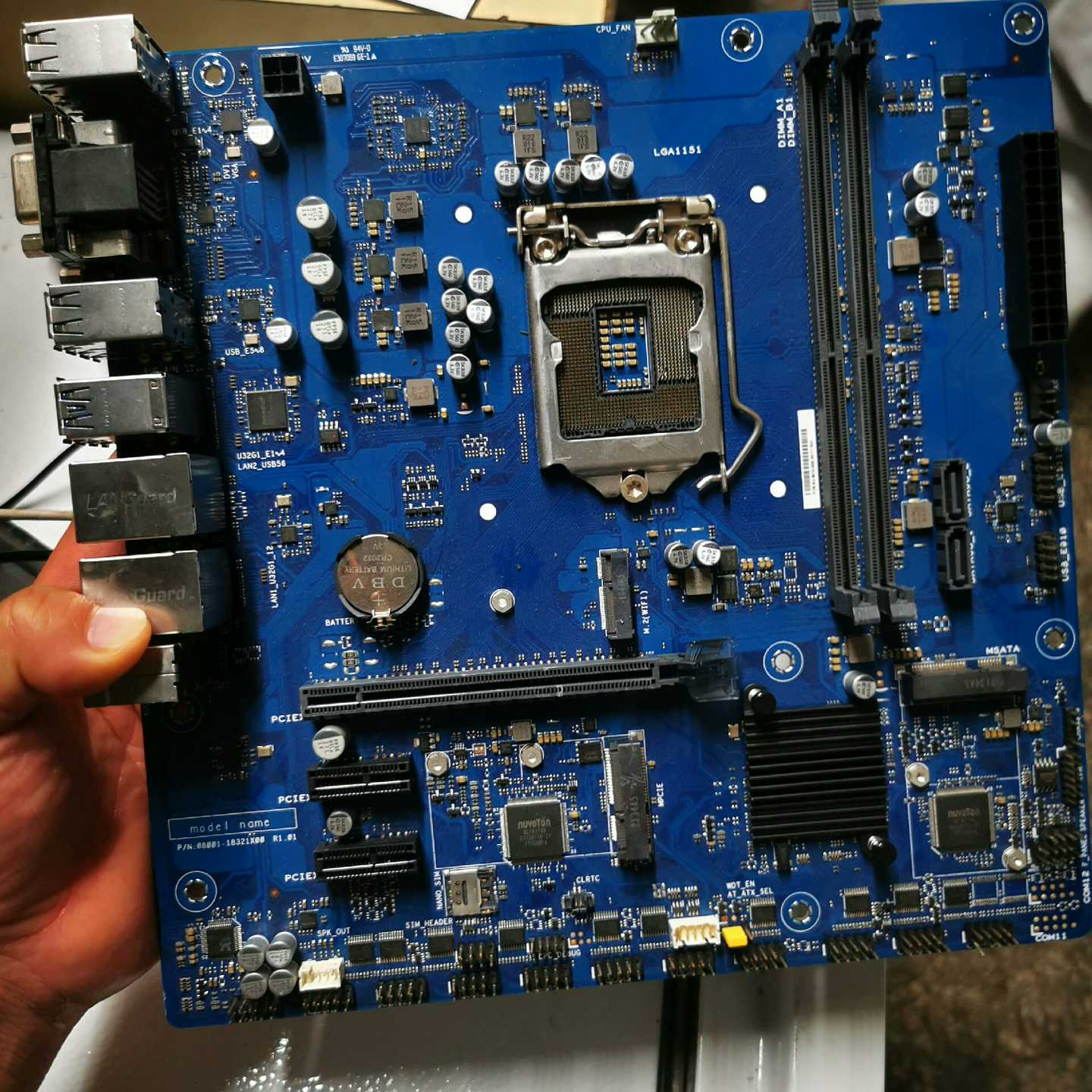 议价H110M-IM-A工控主板多串3路PCIE