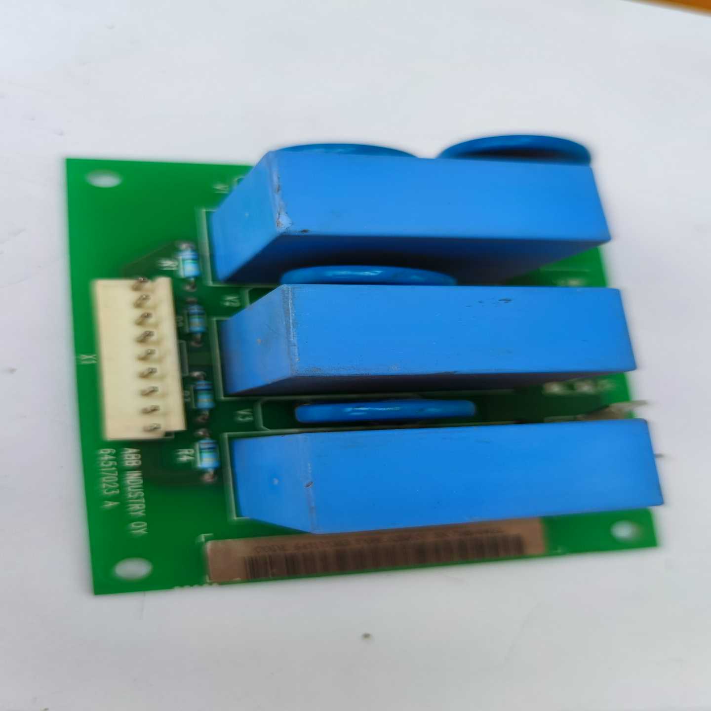 询价AIBP-51滤波板是ABB变频器ACS800系列浪涌板吸收