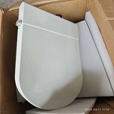 西马X9智能马桶盖3套，工程剩余朋友让帮忙处理，需要的朋友可~