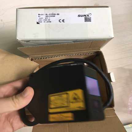 咨询-神视激光位移传感器HL-C105B-BK实物拍