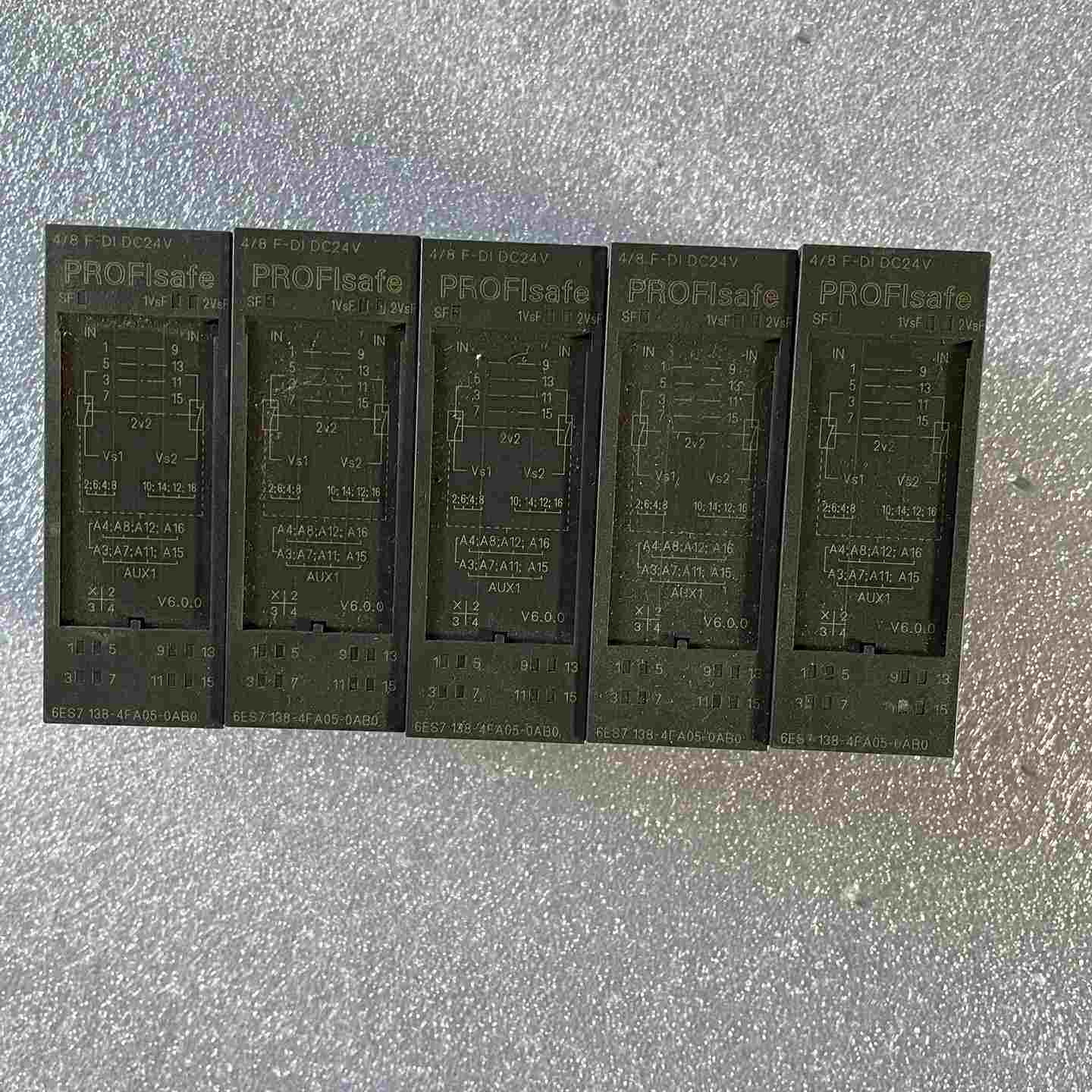 138-4FA05-0AB0安全模块，实照，功能正适用