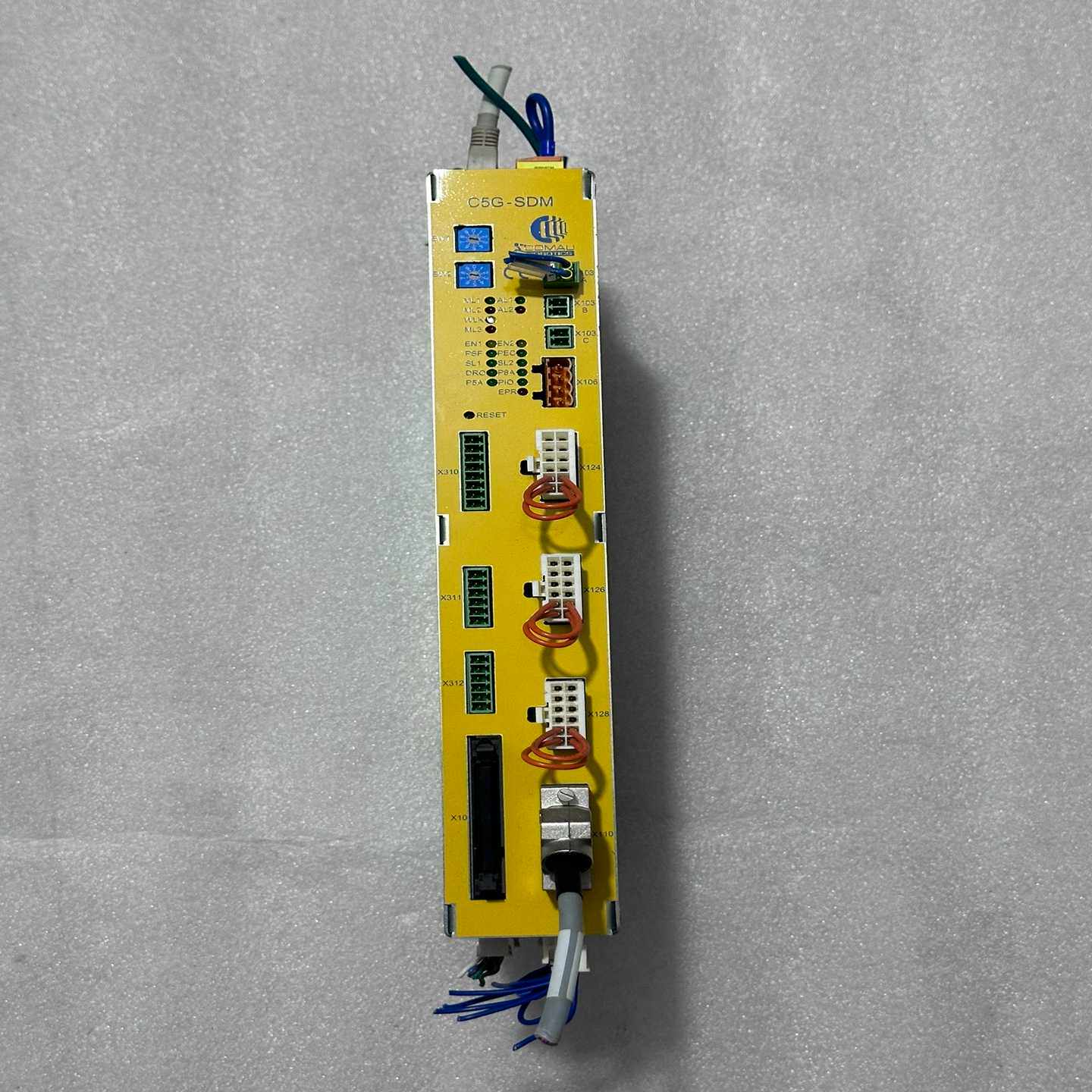 COMAU柯马机器人控制器C5G-SDM2CR17430--议价商品