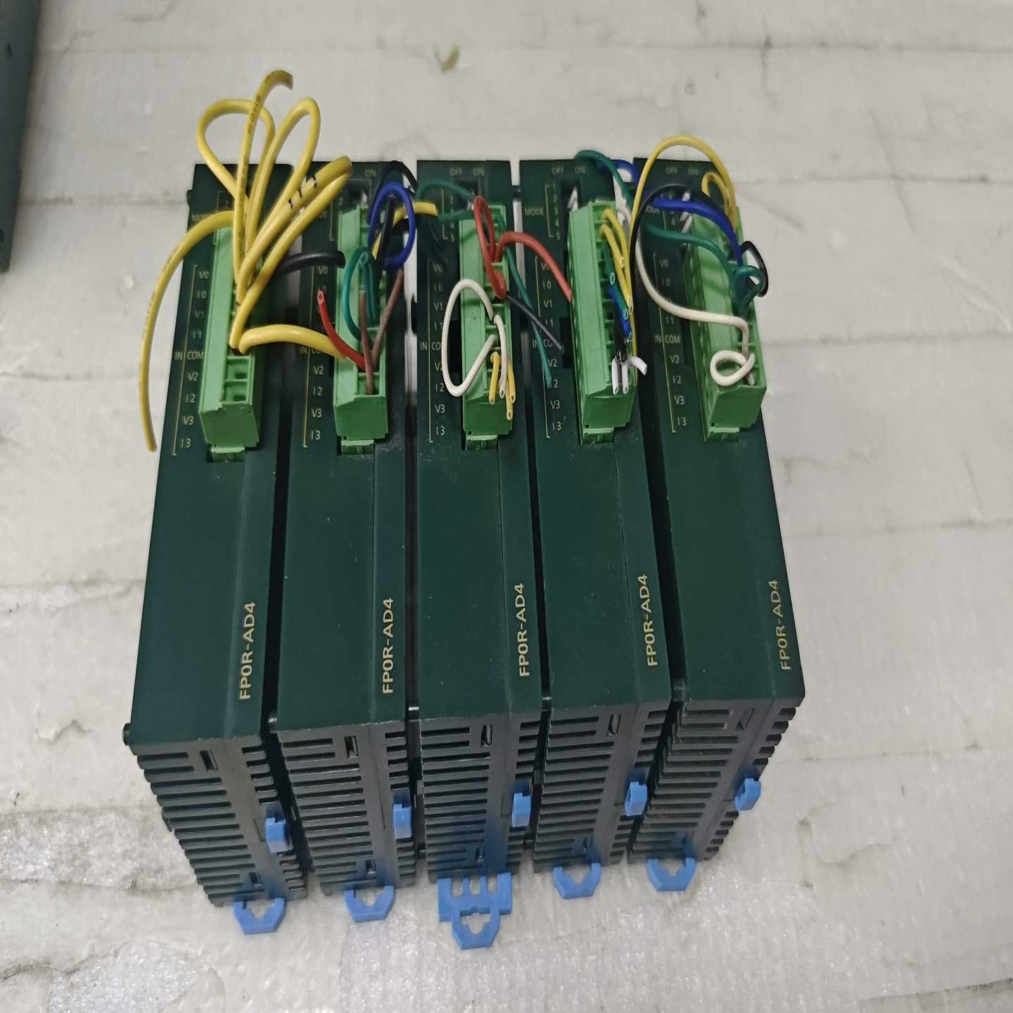 松下原装拆机FP0R-AD4/AFP0RAD4模拟量输入--议价商品