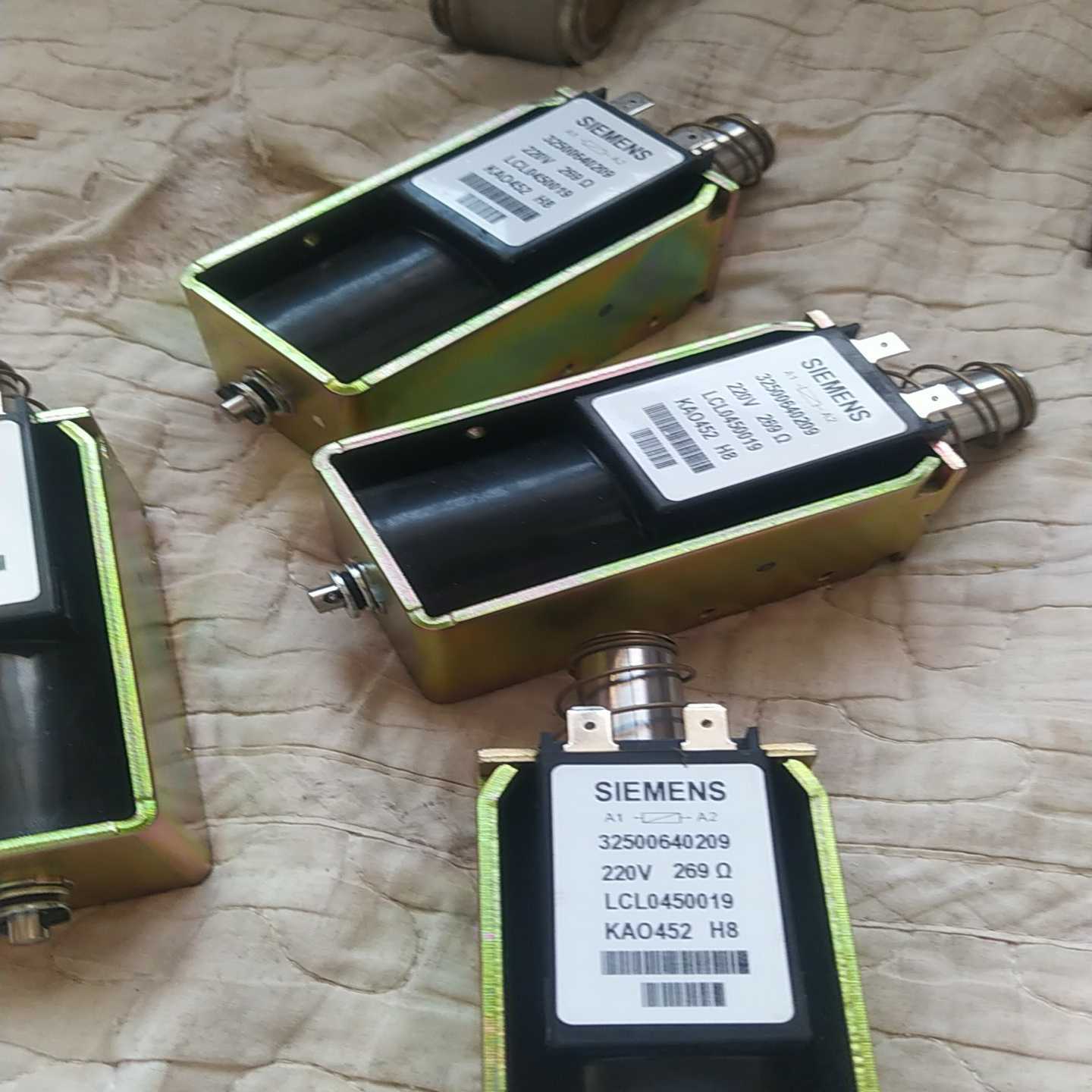 DVP28SV11台达PLC外观漂亮~询价