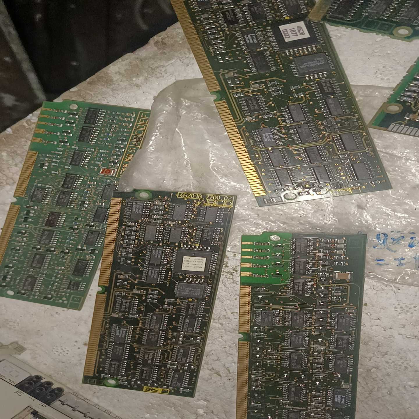 询~光宝 750W PS-2751-3L1-F  12V