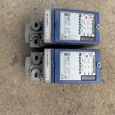 施耐德Nautilus压力开关，型号XMLA004A2S11--议价商品